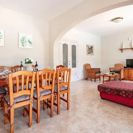 Villa Carolina Blanca By